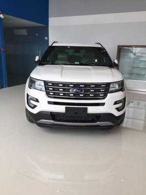 Ford Bến Thành Tây Ninh bán Ford Explorer 2017 màu trắng, xe 7 chổ cao cấp, SUV nhập Mỹ. giao xe liền