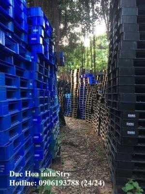 Duc Hoa induStry chuyên bán pallet nhựa cũ, pallet nhựa mới - Lấy niềm tin khách hàng làm lẽ sống.