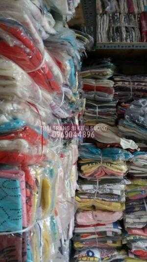 Kho hàng sỉ Kiều Sương là nơi cung cấp các mặt hàng về quần áo nam, nữ giá rẻ (trùm hàng sale),