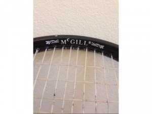 Vợt tennis Mc Gill, ít dùng còn khá mới, nguyên bản, nặng 285gr, chất liệu 100% carbon graphite, giá bán 820k