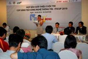 Tổ chức buổi họp báo thành công