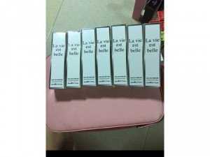 Nước hoa nhỏ gọn 20ml