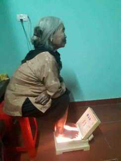 Hộp đá muối massage chân