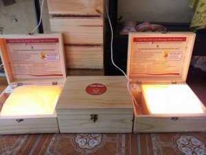 Hộp đá muối xông chân Himalaya