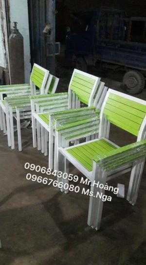 bàn ghế gỗ thấp giá rẻ