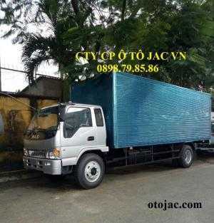 8.4T sản phẩm xe tải nổi trội, bán chạy 2017