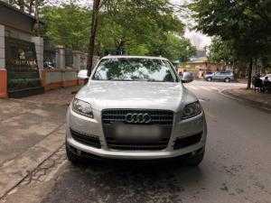 Chính chủ bán xe Audi Q7 2009 số tự động màu bạc nhập khẩu