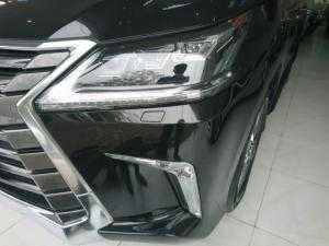 Bán Lexus LX 570 model 2017 màu đen