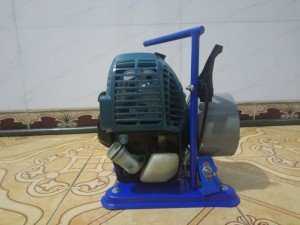Máy phát điện Makita