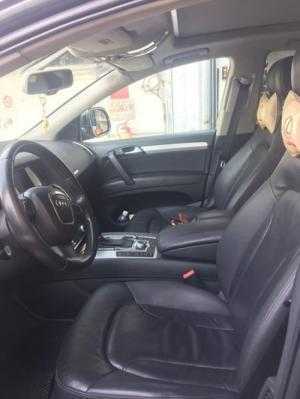 Audi Q7 năm 2008 đăng ký lần đầu 2009