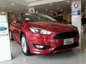 Ford Tây Ninh bán Ford Focus Titanium 2018, xe Ford sedan 5 chổ giá ưu đãi kèm quà tặng.
