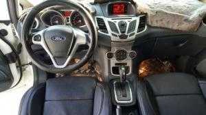 Bán Ford Fiesta 1.6AT màu trắng số tự động sản xuất 2011 bản 5 cửa biển SG