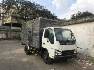 Xe tải Isuzu 2.4 tấn thùng kín