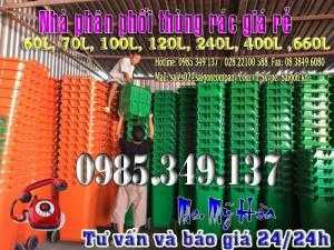thùng rác công cộng
