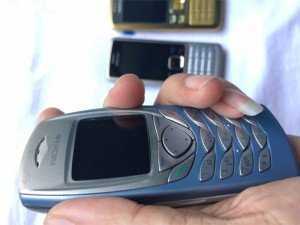 Nokia 6100