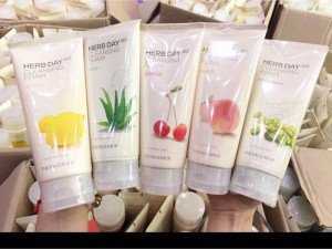 Sữa rửa mặt hoa quả the face shop vị gì cũng có
