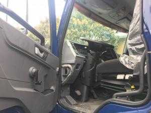 Xe tải thung trường giang 2 cầu cầu dầu ( 4x4 )