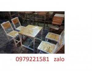 Bàn ghế nhà hàng bằng gỗ chân sắt