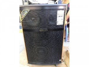 Loa kéo Yaramax 407.