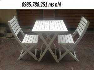 Bàn ghế gỗ xếp quán trà sữa