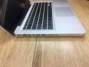 Macbook pro MD101, i5 2.5, ram 4gb, ổ 500gb máy đẹp, pin ngon