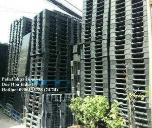 Bán pallet nhựa cũ giá rẻ, pallet nhựa cũ chất lượng hơn 85%, giao hàng toàn quốc