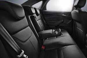 Ford Focus 2018, liên hệ ngay để nhận giá đặc biệt, xe đủ màu giao ngay