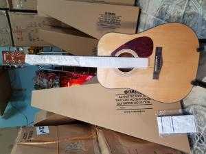 Đàn guitar acoustic Yamaha F600 nhập khẩu Indonesia kèm Catalogue