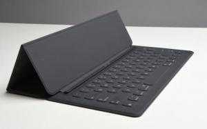 Bàn phím rời iPad Pro 9.7inch Apple Smart Keyboard (Đen)