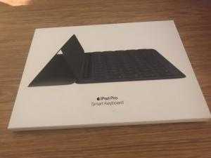 Bàn phím Apple 10.5‑inch iPad Pro Smart Keyboard Openbox