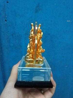 Tượng bồ tát thiên thủ thiên nhãn