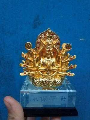 Tượng bồ tát thiên thủ thiên nhãn
