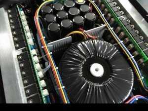Main crest audio CA20 nhập khẩu
