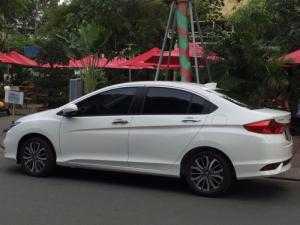 Cho thuê Honda City đời 2016 chạy vi vu và Innova 2016 rẻ đẹp.