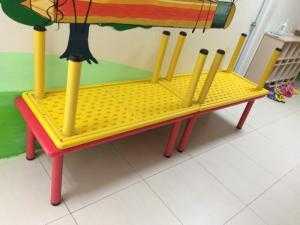 Bán bàn ghế nhựa đúc - cầu trượt mầm non