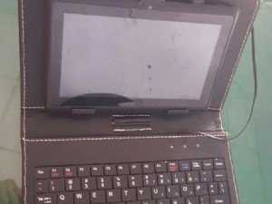 Máy tính bảng NEOSON 7 INCH