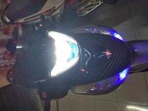 A Còng lên Sh 2010 xám sporty
