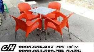 Bàn ghế cafe sân vườn
