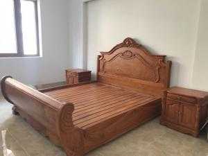 Giường thuyền gỗ gõ đỏ 1,8x2m-GN41