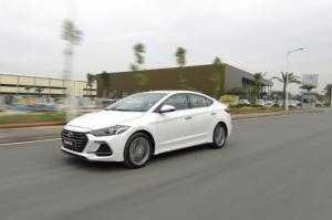 Hyundai Elantra Sport 2018 có xe sẵn, giao ngay