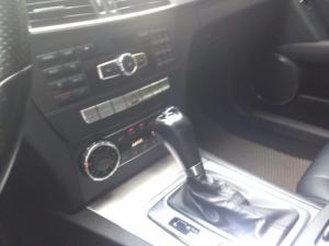 Bán Mercedes C300 AMG 2011, chính chủ từ đầu xe siêu siêu chất - Cam kết xe ko lỗi, bao test hãng