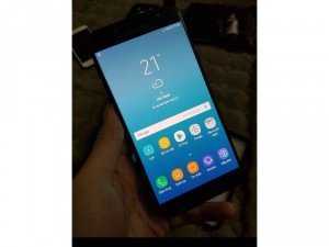 Bán samsung j7+ còn mới