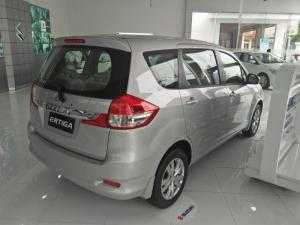 Suzuki Ciaz 2017 được trang bị động cơ xăng 1.4L VVT