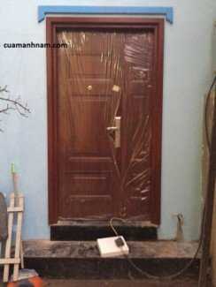 Cửa Thép Vân Gỗ Mạnh Nam