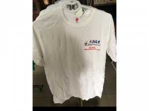 Áo Unisex màu trắng secondhand