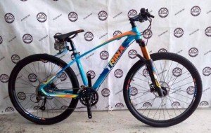 Xe đạp TRINX B700