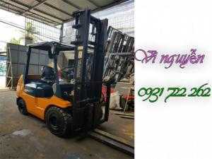 Xe nâng hàng TOYOTA