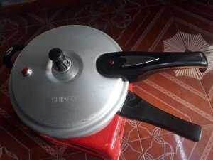 Dọn nhà dư đồ dùng dụng cụ nhà bếp