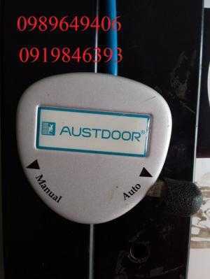 Bình lưu điện cửa cuốn austdoor giá rẻ