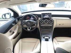 Giá Xe Mercedes Benz C200 2018 Khuyến Mãi Lớn tặng ngay bộ phụ kiện trang bị cao cấp